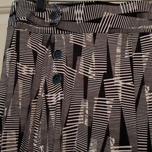 NWT Robert Louis Black/White Pants